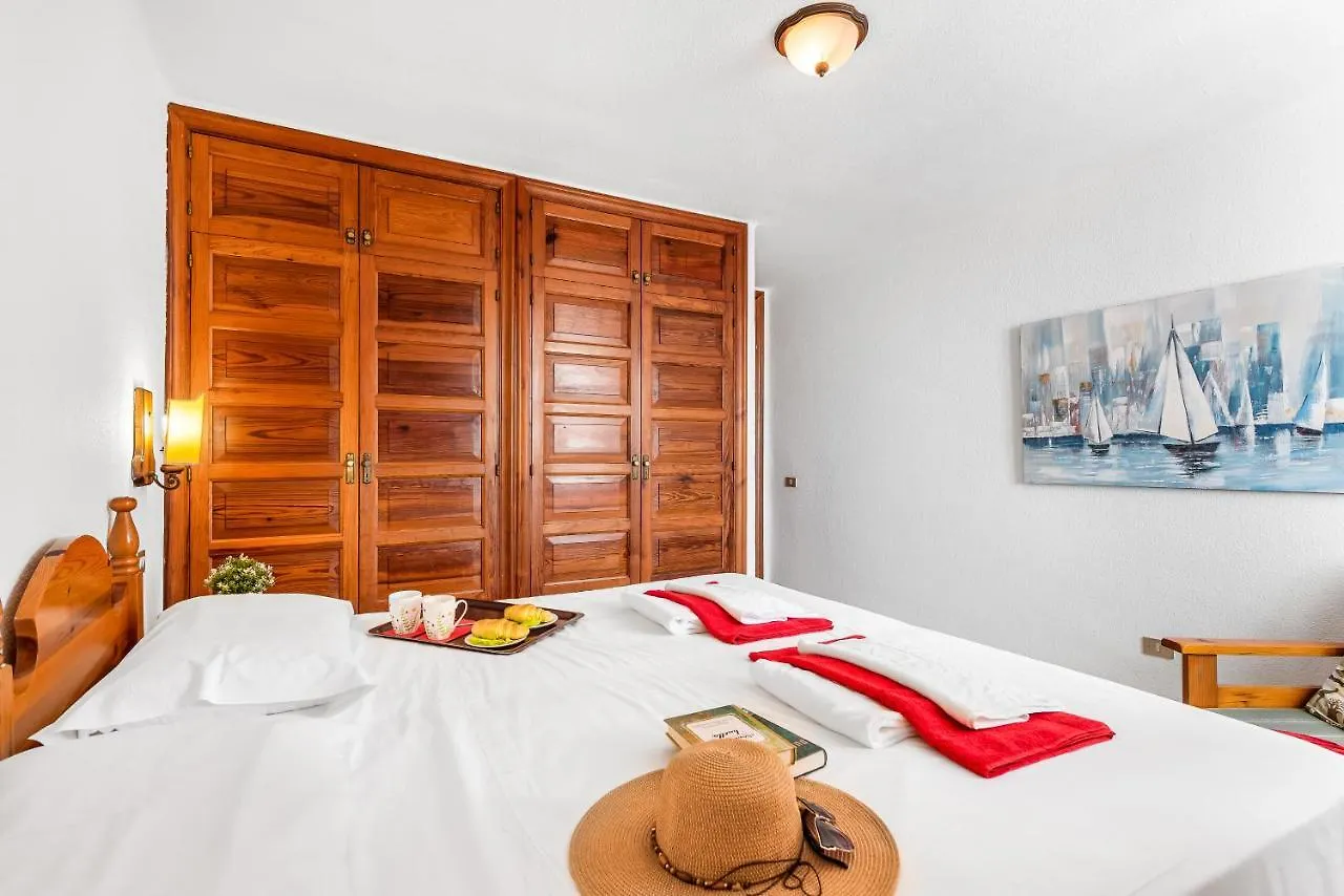 665 Parque Santiago 2, Sea Front, Wifi Apartamento Playa de las Americas  Espanha